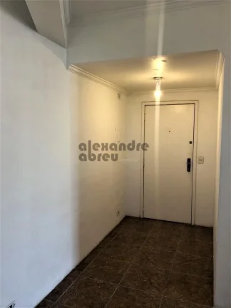 Imagem Apartamento próximo ao Shopping Ibirapuera e estação de metrô em Moema
