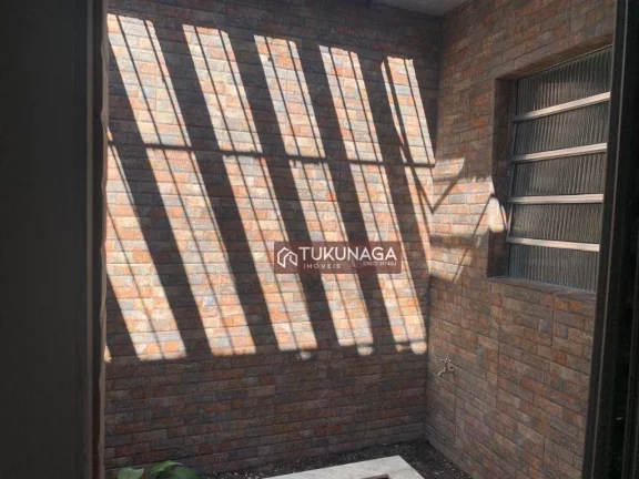 Imagem Casa com 3 dormitórios à venda por R$ 750.000,00 - Jardim Presidente Dutra - Guarulhos/SP
