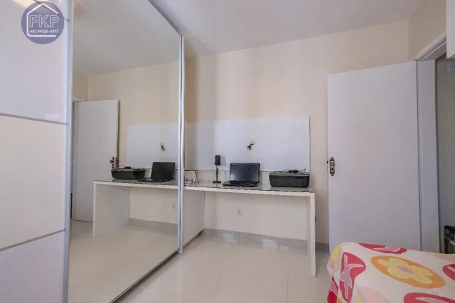 Imagem Apartamento 2 dormitórios à venda no bairro Centro - Florianópolis - SC