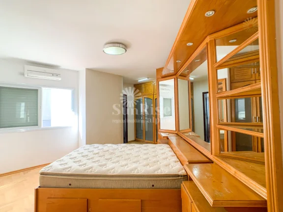 Imagem Casa para venda com 4 quartos e 6 vagas, 400 m² por R$2.700.000 - Alphaville 6 Santana de Parnaíba/SP