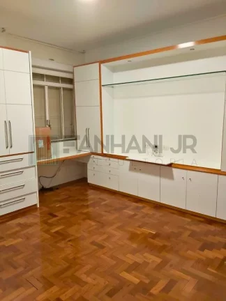 Imagem Apartamento à venda no Jardim Paulista, São Paulo-SP: 3 quartos, 1 suíte, 3 salas, 4 banheiros, 3 vagas, 330m². Imperdível!