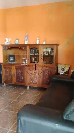 Imagem Chácara à venda, com 2 quartos, 150m2