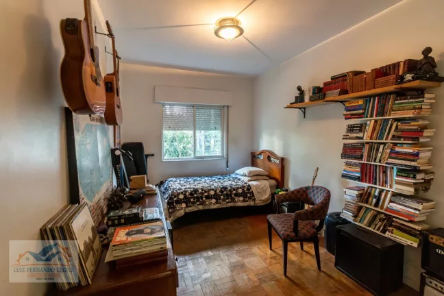 Imagem Apartamento com 3 dormitórios sendo 1 suíte, à venda, 158m² e 1 vaga, por R$ 1.650.000,00, no Itaim Bibi