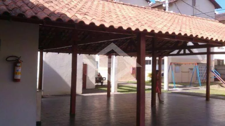 Imagem Apartamento em Inhoaíba com 2 Quartos, Condomínio Clube