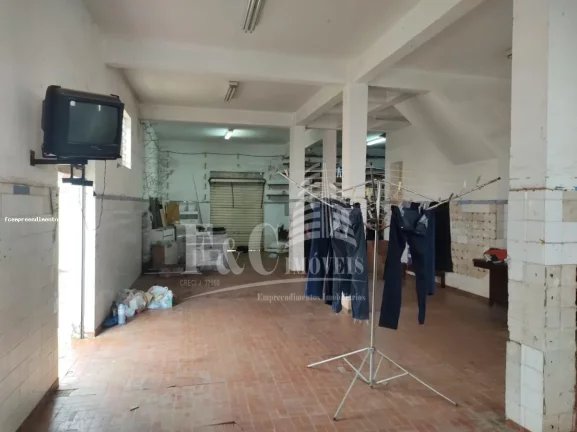 Imagem Casa para Venda em Limeira, Vila Camargo, 3 dormitórios, 3 banheiros, 6 vagas