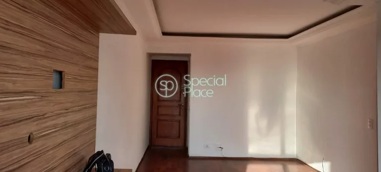 Imagem 81 metros 3 dormitórios 1 suíte dormitório e banheiro de empregada 2 banheiros 2 vagas Apartament...