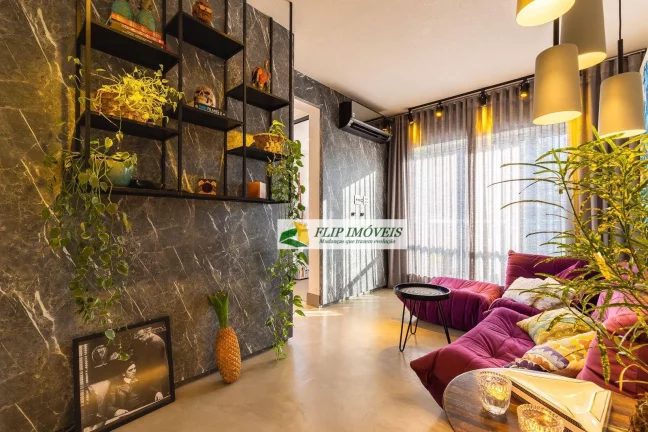 Imagem Cobertura duplex mobilhad para venda com 108 metros quadrados com 1 quarto em Cambuí - Campinas - SP