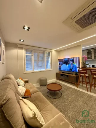 Imagem Belíssimo apto 2 dorm. no bairro Moinhos de Vento/RS.