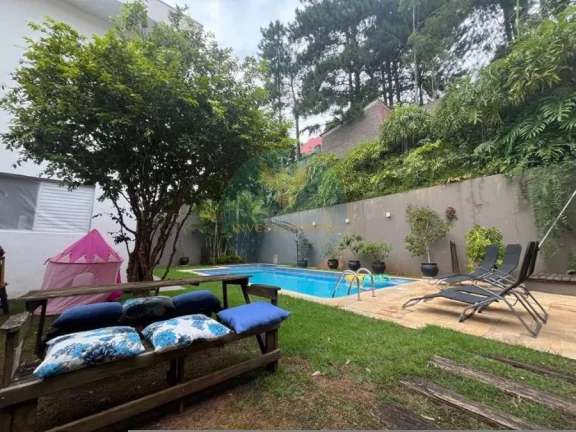 Imagem Casa em Condomínio a Venda no bairro Granja Viana - Jandira, SP