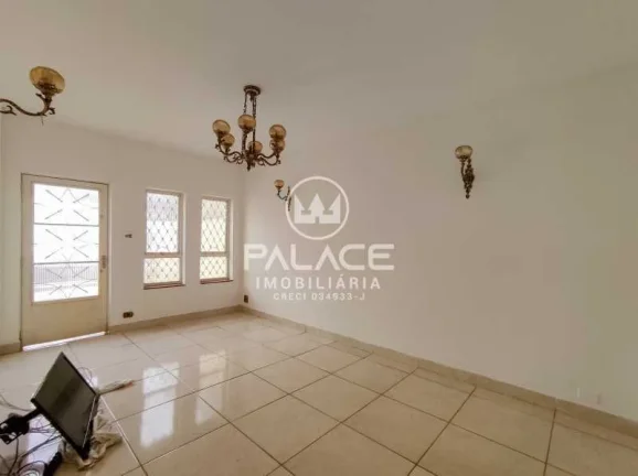 Imagem Excelente casa térrea com localização privilegiada no bairro Paulista em Piracicaba SP.
 Imóvel ...