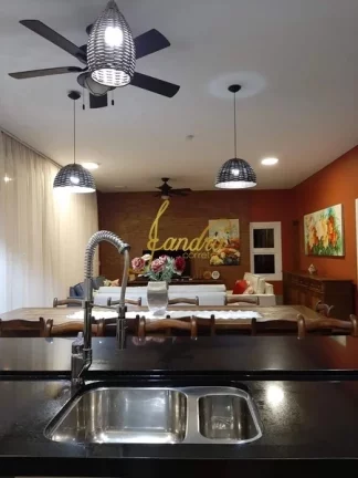 Imagem Excelente Casa no Condomínio Malibu! Com 04 suites