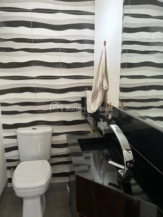 Imagem Sobrado à venda no Residencial Villa do Sol :
 Com 287 m² de área construída - 4 dormitórios e ...