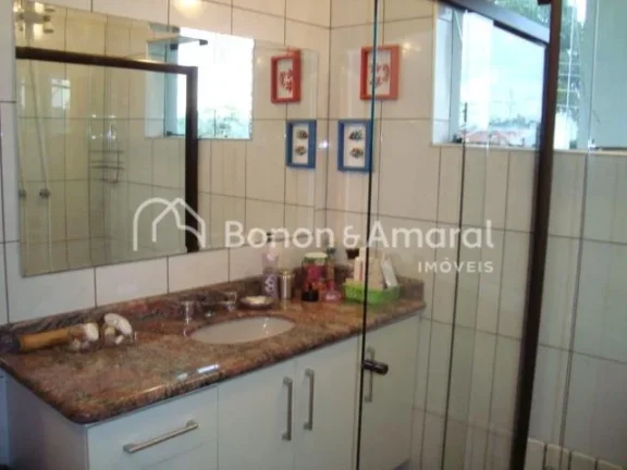 Imagem Casa a venda Condomínio São Joaquim

Casa a venda no condomínio São Joaquim em Valinhos.
Com 3 s...