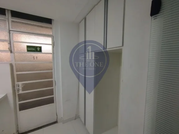 Imagem Locação de Sala Comercial de Alto Padrão no Jardim Europa, São Paulo-SP: 8 salas, 4 banheiros, 338m².
