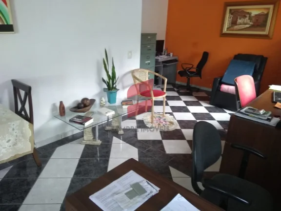 Imagem SOBRADO com 4 dormitórios à venda com 390m² por R$ 1.700.000,00 no bairro Alto Tarumã - PINHAIS / PR