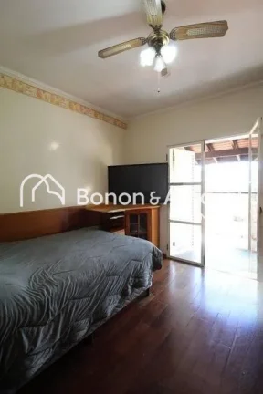 Imagem Se você busca espaço, conforto e contato com a natureza, essa casa vai te conquistar.
Em um terren...