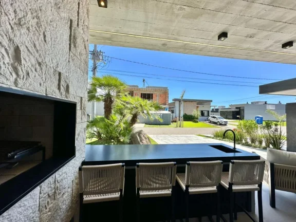 Imagem Casa em Condominio 4 Dormitórios - Bairro Remanso