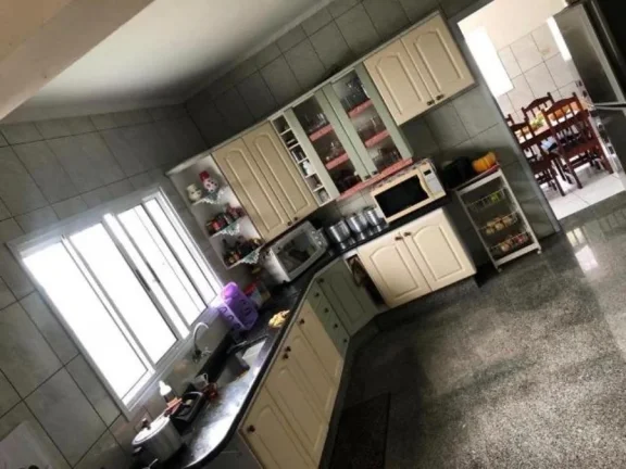 Imagem Casa para Venda por R$1.060.000,00 com 300m², 3 dormitórios, 1 suite e 4 vagas - Vila doutor eiras, São paulo / SP - Cód. BDI28795