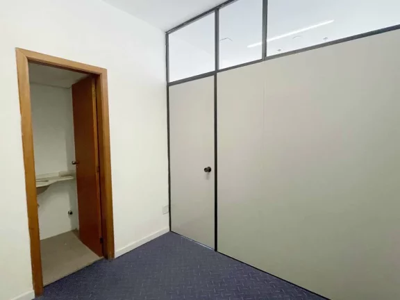 Imagem Sala à venda no bairro Petrópolis - Porto Alegre/RS