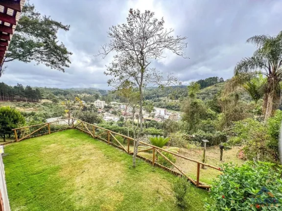 Imagem Casa Alto Padrão com 6 Suítes à Venda em Pedra Azul/ES