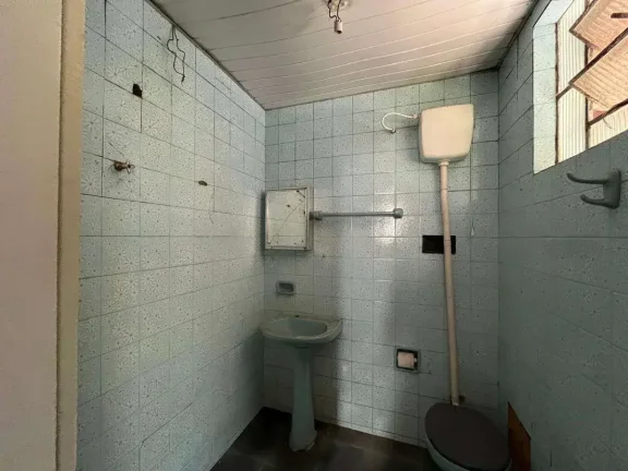 Imagem Casa Antiga à Venda no Bairro Grogotó — Excelente Localização para Reforma ou Investimento