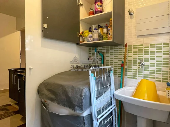 Imagem Apartamento 2 dorms. Reali Fiori — varanda, Airbnb | Campos do Jordão
