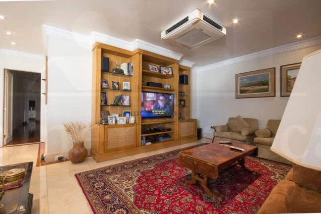 Imagem Apartamento Alto de Pinheiros, alto padrão com rua fechada e cancela, apartamento esta original e m...