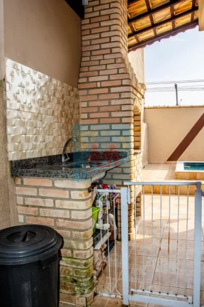Imagem OPORTUNIDADE ÚNICA! CASA TÉRREA COM PISCINA A 1200M DO MAR - LADO PRAIA