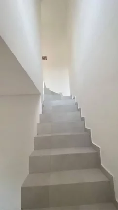 Imagem Sobrado Geminado em Condomínio