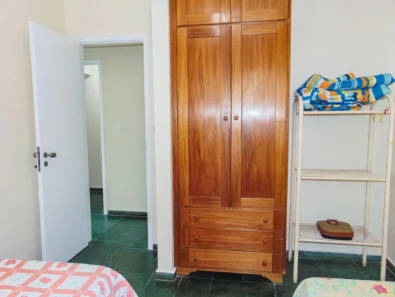 Imagem Astúrias - Apartamento com vista para o mar - Andar alto - Ótima localização.