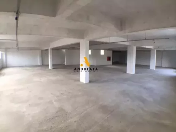 Imagem Prédio/Edifício Inteiro para aluguel no condomínio Imóvel de rua Jacarepaguá