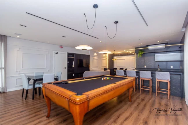 Imagem Apartamento 4 ou + dormitórios para Venda em Balneário Camboriú / SC no bairro Pioneiros
