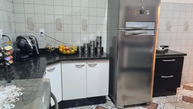 Imagem Casa com 3 dormitórios à venda, 263 m² por R$ 699.000 - Cidade Edson - Suzano/SP