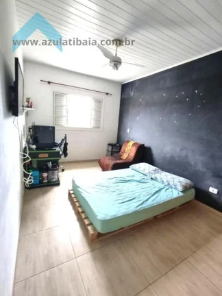 Imagem Sobrado amplo, ótima localização, 3 dormitórios sendo 1 suite.