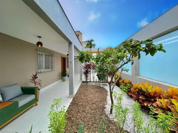 Imagem Casa Linear com 03 Quartos Alto Padrão à Venda na Praia do Morro - Guarapari/ES