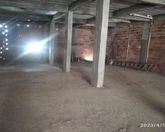 Imagem salão comercial com 300 m2 FL26
