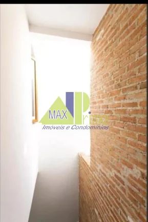 Imagem SOBRADO COMERCIAL FRONTAL/03 DORMITÓRIOS/02 SUÍTES/VAGA DE GARAGEM/VARANDA/QUINTAL