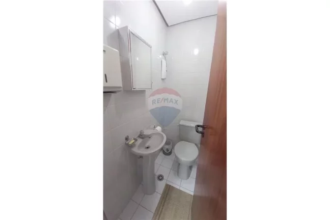 Imagem Sala comercial com 37m² 2 banheiros 1 copa 1 vaga na Saúde próximo ao metrô