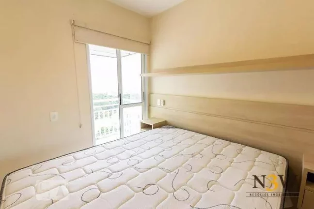 Imagem Apartamento mobiliado à venda na Barra Funda São Paulo SP com 2 dormitórios, 1 suíte, 2 vagas de garagem e 70m².