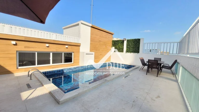 Imagem Cobertura com 3 dormitórios à venda, 322 m² por R$ 2.200.000,00 - Pompéia - Santos/SP