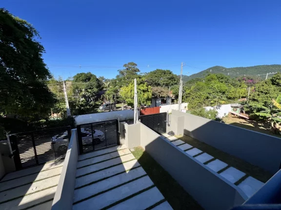 Imagem Casa / Sobrado para Venda em Florianópolis / SC no bairro Ingleses do Rio Vermelho