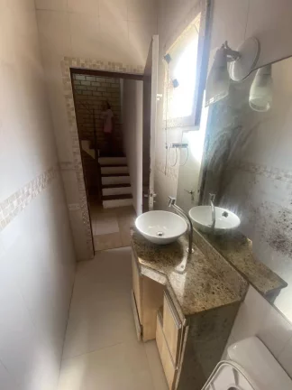 Imagem Linda casa a venda centro de Rio das Ostras.