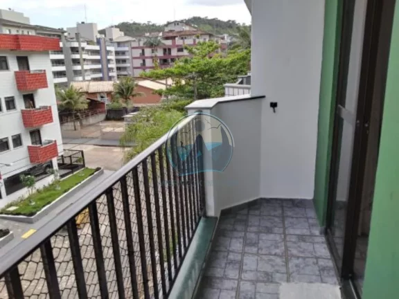 Imagem Apto à venda em Ubatuba-SP, Praia Grande: 1 quarto, 2 salas, 1 banheiro, 1 vaga, 40m² de área.