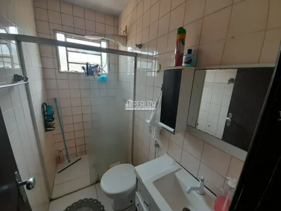 Imagem Casa à venda no bairro Beija-Flor II, Uberaba: 2 dormitórios, móveis planejados.
