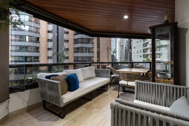 Imagem Apartamento Perdizes - 244M², 4 Dorms, 2 Suítes, 4 Vagas, Varanda, Armários