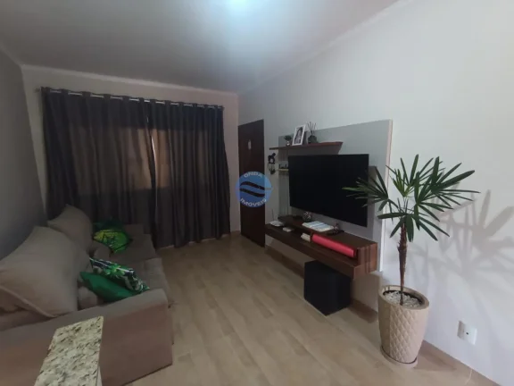 Imagem Casa a venda em Amparo no Jardim Adélia