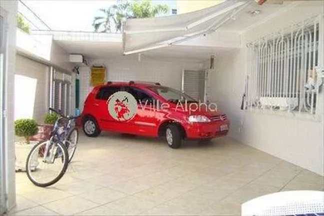 Imagem Sobrado a venda na Ponta da praia em Santos