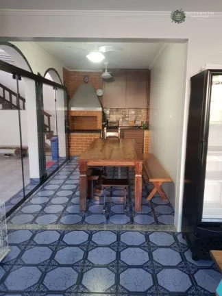 Imagem Casa com 3 dormitórios à venda, 331 m² por R$ 1.700.000,00 - Balneário Flórida - Praia Grande/SP