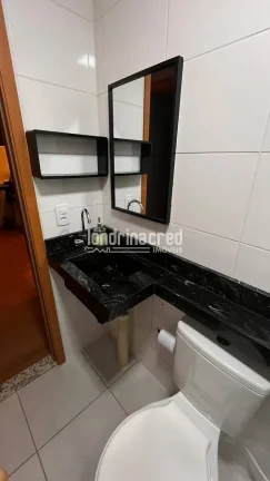 Imagem Apartamento à Venda no Condomínio Laguna Málaga com 47m² de Área Útil 2 Quartos 1 Banheiro e 1 Vaga de Garagem em Ótima Localização