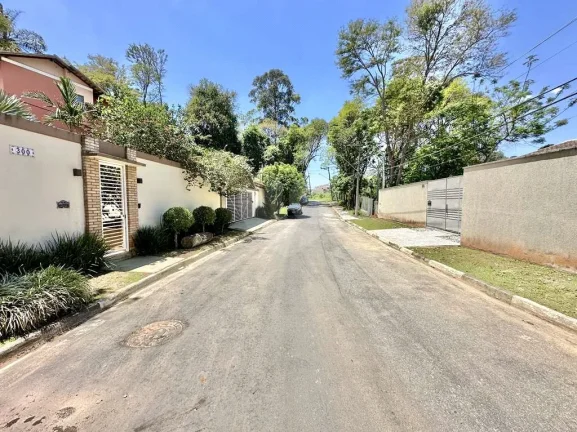 Imagem Casa à venda com 4 quartos, sendo 3 suítes, no condomínio Vilarejo, Carapicuíba - SP